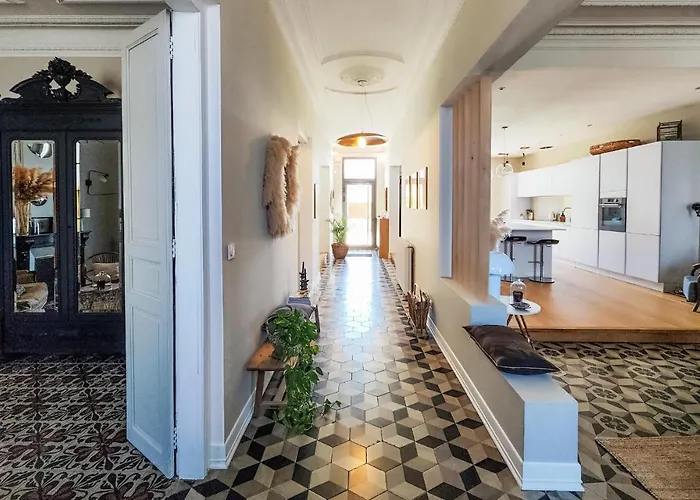 Cozy In With Wifi * Valros